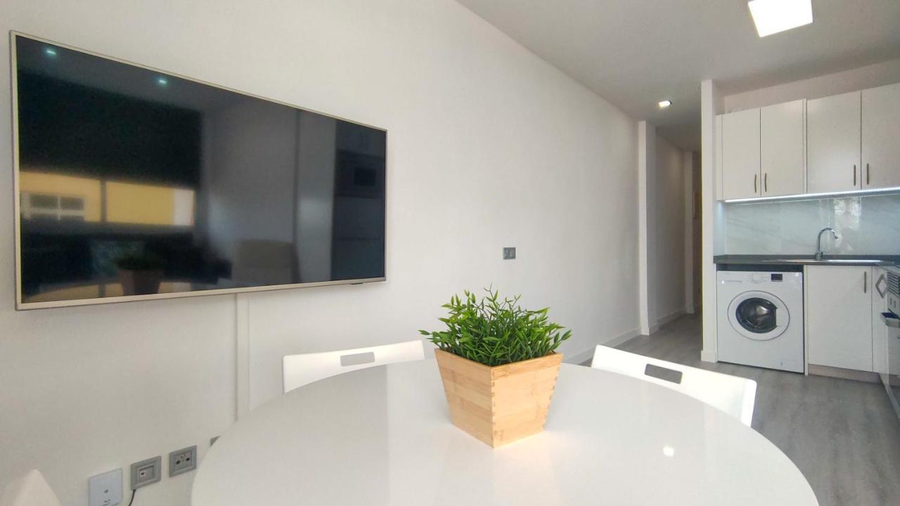 Canarian Holiday Home - Yumbo Luxury Apartment Maspalomas  Exterior photo
