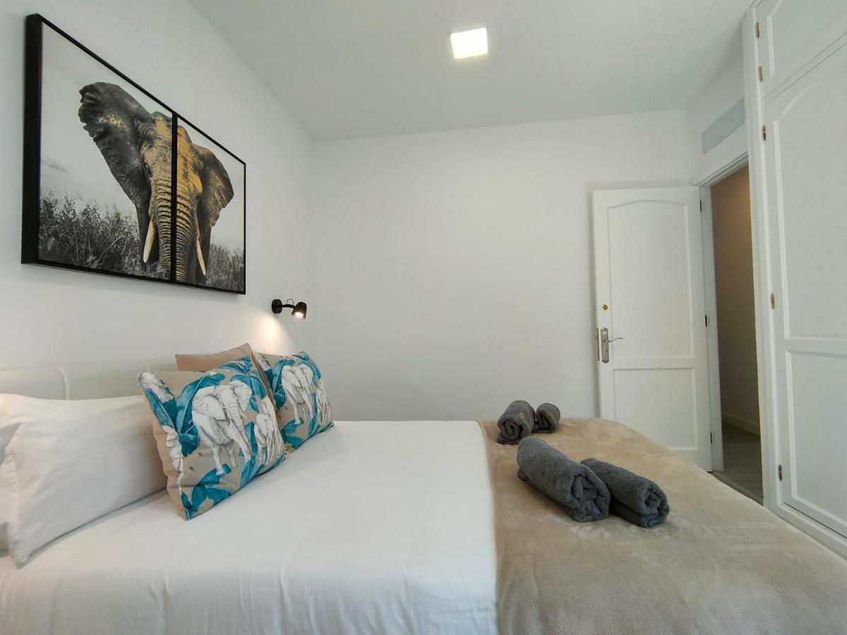 Canarian Holiday Home - Yumbo Luxury Apartment Maspalomas  Exterior photo